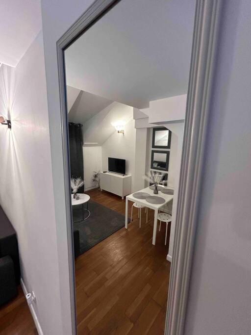 Apartamento Duplex Minimaliste - 30 Min De Paris Saint-Ouen-l'Aumone Exterior foto