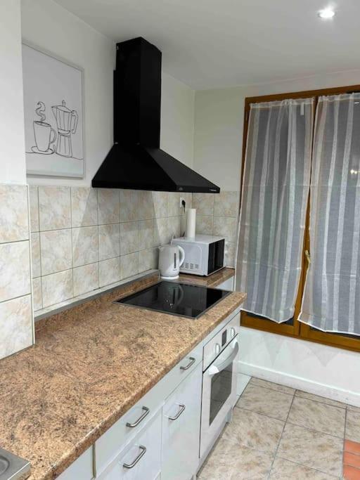 Apartamento Duplex Minimaliste - 30 Min De Paris Saint-Ouen-l'Aumone Exterior foto