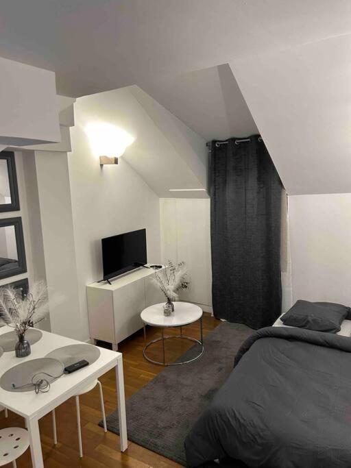 Apartamento Duplex Minimaliste - 30 Min De Paris Saint-Ouen-l'Aumone Exterior foto